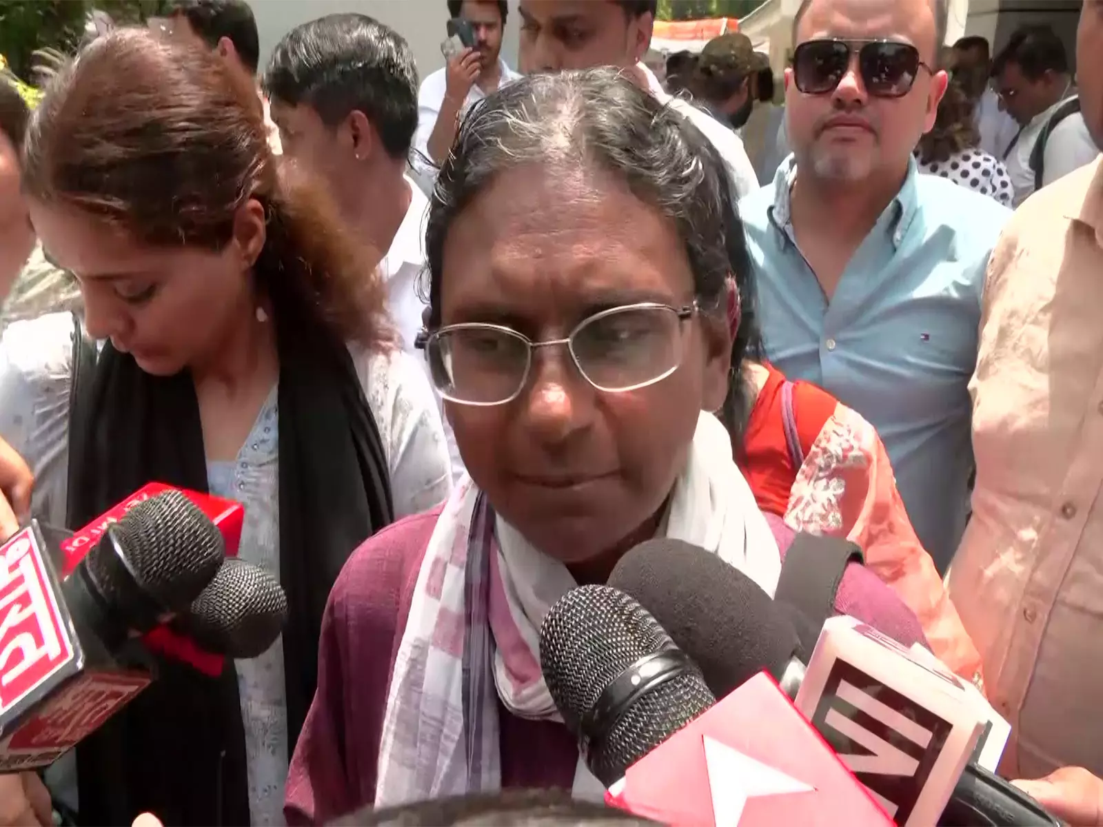 SC ने राज्यसभा नामांकन रद्द किए जाने को चुनौती देने वाली मीनाक्षी नटराजन की याचिका खारिज कर दी SC ने राज्यसभा नामांकन रद्द किए जाने को चुनौती देने वाली मीनाक्षी नटराजन की याचिका खारिज कर दी