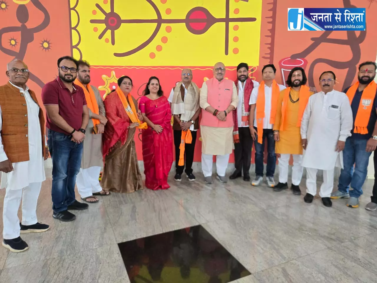रायपुर पहुंचे केंद्रीय मंत्री गिरिराज सिंह रायपुर पहुंचे केंद्रीय मंत्री गिरिराज सिंह