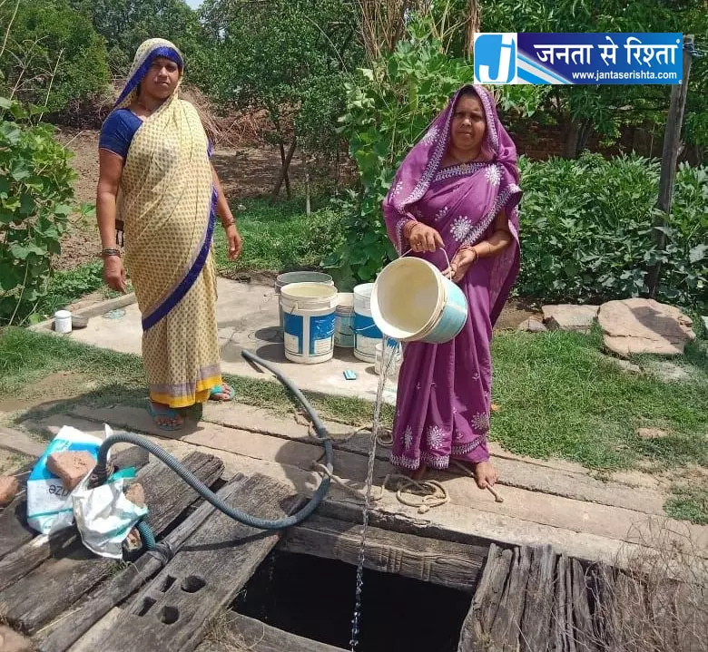बारिश से पहले स्वास्थ्य विभाग अलर्ट, मौसमी बीमारियों की रोकथाम के लिए गांव-गांव पहुंच रही स्वास्थ्य सेवाएं बारिश से पहले स्वास्थ्य विभाग अलर्ट, मौसमी बीमारियों की रोकथाम के लिए गांव-गांव पहुंच रही स्वास्थ्य सेवाएं