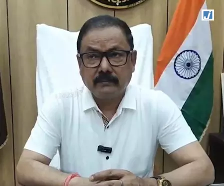 तूफान हादसे में जान गंवाने वाले युवक के परिवार को 4 लाख रुपए का मुआवजा: अविनाश सिंह तूफान हादसे में जान गंवाने वाले युवक के परिवार को 4 लाख रुपए का मुआवजा: अविनाश सिंह