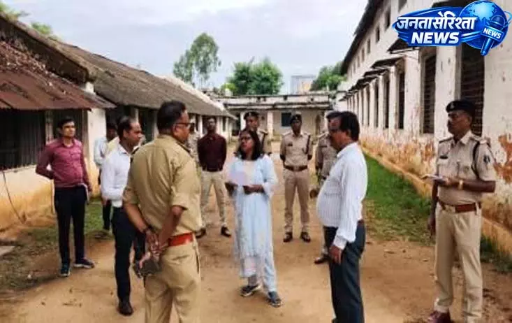नीट परीक्षा के आयोजन को लेकर का कलेक्टर व एसपी ने परीक्षा केंद्रों का किया निरीक्षण