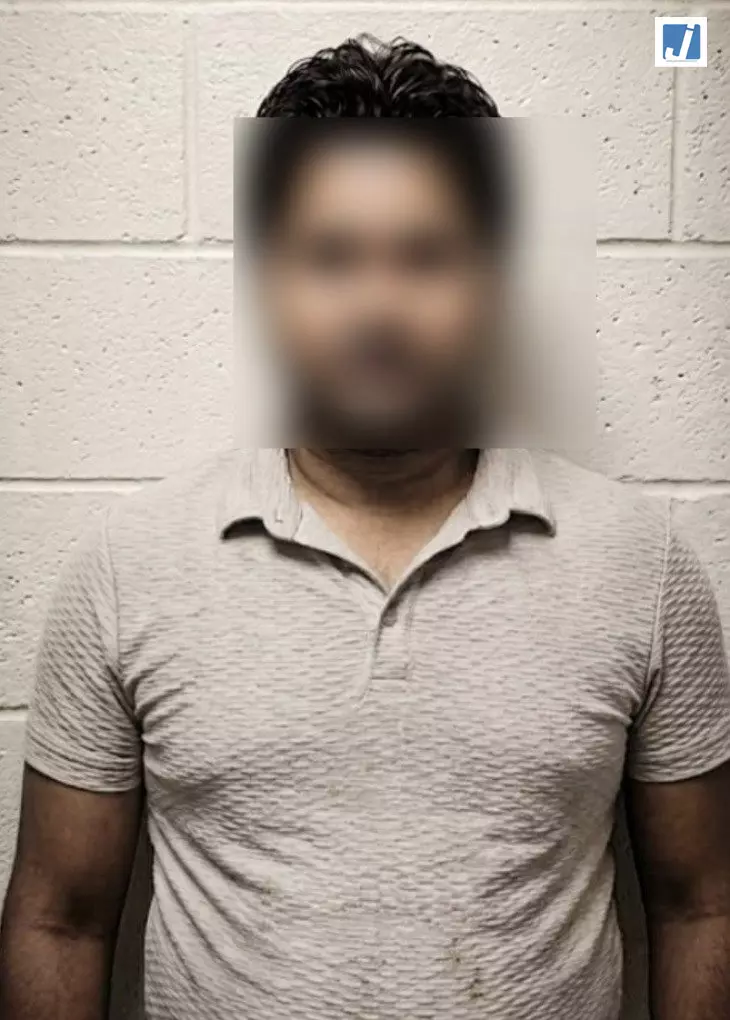 Crime ब्रांच का बड़ा एक्शन, 25 हजार का इनामी अपराधी मुन्नू गिरफ्तार Crime ब्रांच का बड़ा एक्शन, 25 हजार का इनामी अपराधी मुन्नू गिरफ्तार