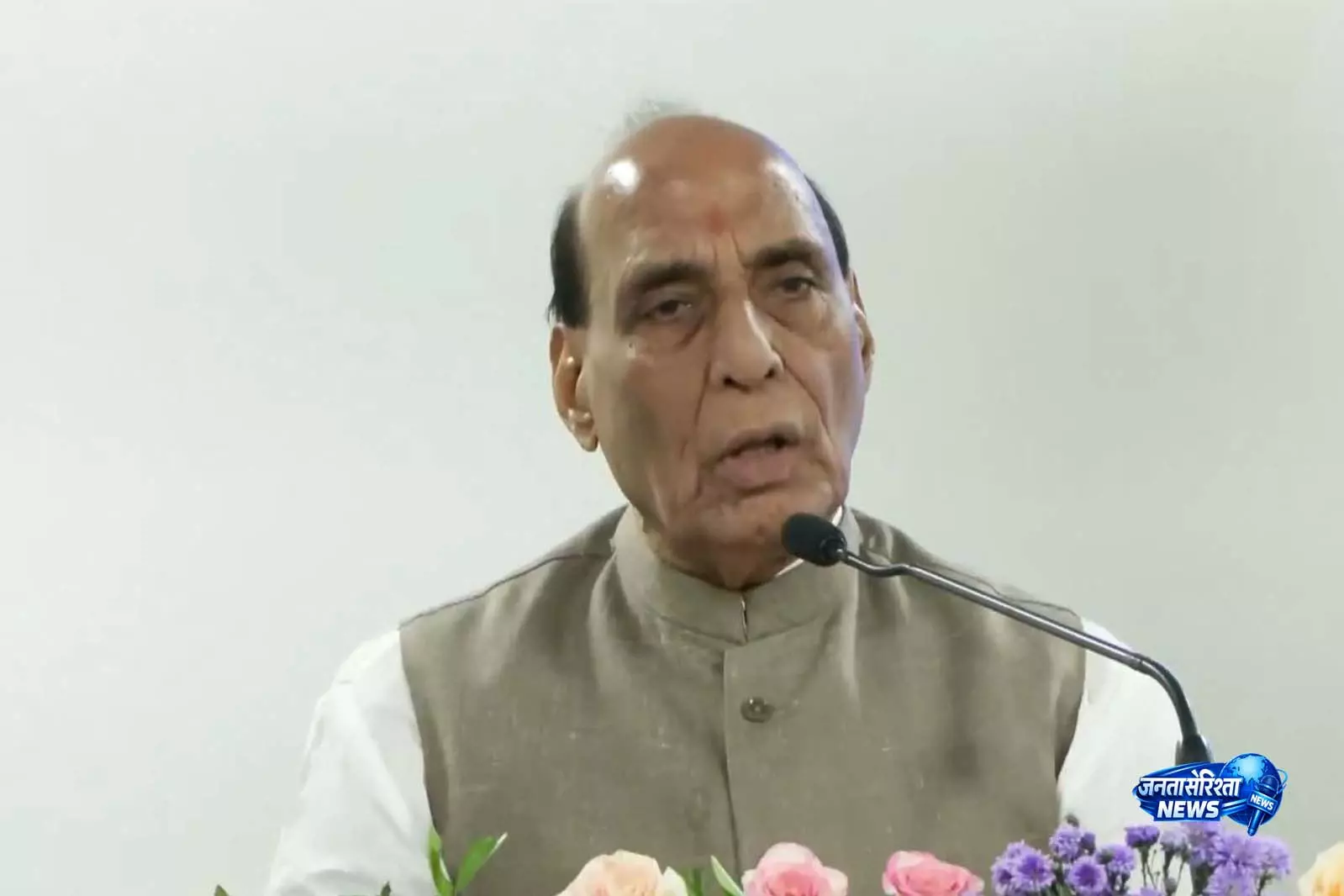 Rajnath Singh ने भारतीय एयर डिफेंस सिस्टम की तारीफ़ की Rajnath Singh ने भारतीय एयर डिफेंस सिस्टम की तारीफ़ की