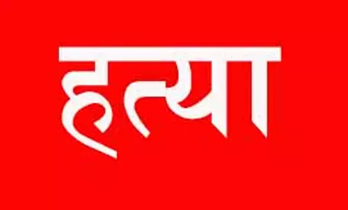 पत्नी ने ही बीच सड़क में पति की हत्या करवाई थी, प्रेमी के साथ गिरफ्तार पत्नी ने ही बीच सड़क में पति की हत्या करवाई थी, प्रेमी के साथ गिरफ्तार