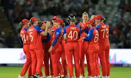 महिला टी20 विश्व कप: डैनी व्याट का धमाकेदार शतक, इंग्लैंड ने श्रीलंका को 87 रनों से रौंदा महिला टी20 विश्व कप: डैनी व्याट का धमाकेदार शतक, इंग्लैंड ने श्रीलंका को 87 रनों से रौंदा