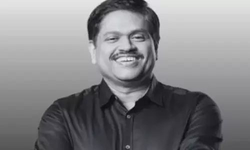 अमेरिकी संसद में भारतीय मूल के टेक दिग्गज सोमसेगर को दिया गया सम्मान अमेरिकी संसद में भारतीय मूल के टेक दिग्गज सोमसेगर को दिया गया सम्मान