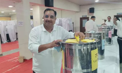 Hisar बार की नई कार्यकारिणी का चुनाव Hisar बार की नई कार्यकारिणी का चुनाव
