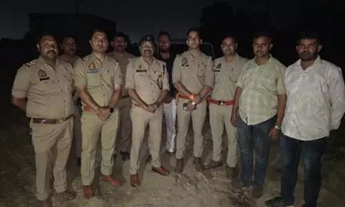 मथुरा: जैत पुलिस के साथ मुठभेड़ में ट्रांसफार्मर चोर गैंग के दो बदमाश घायल, बिना नंबर वाली स्कॉर्पियो और हथियार बरामद मथुरा: जैत पुलिस के साथ मुठभेड़ में ट्रांसफार्मर चोर गैंग के दो बदमाश घायल, बिना नंबर वाली स्कॉर्पियो और हथियार बरामद