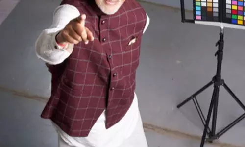 12 शॉर्ट फिल्मों और 2 स्टिल शूट के बाद अमिताभ बच्चन बोले-काम तो काम है 12 शॉर्ट फिल्मों और 2 स्टिल शूट के बाद अमिताभ बच्चन बोले-काम तो काम है