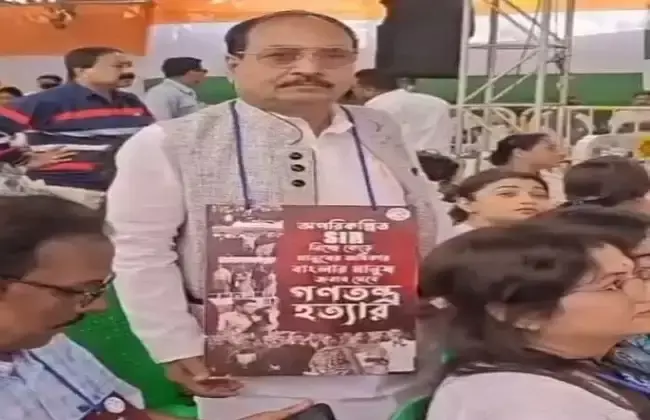 Hooghly: आरामबाग में राजनीतिक हलचल, ग्रीन सिटी मामले में गिरफ्तारी से बढ़ा तनाव