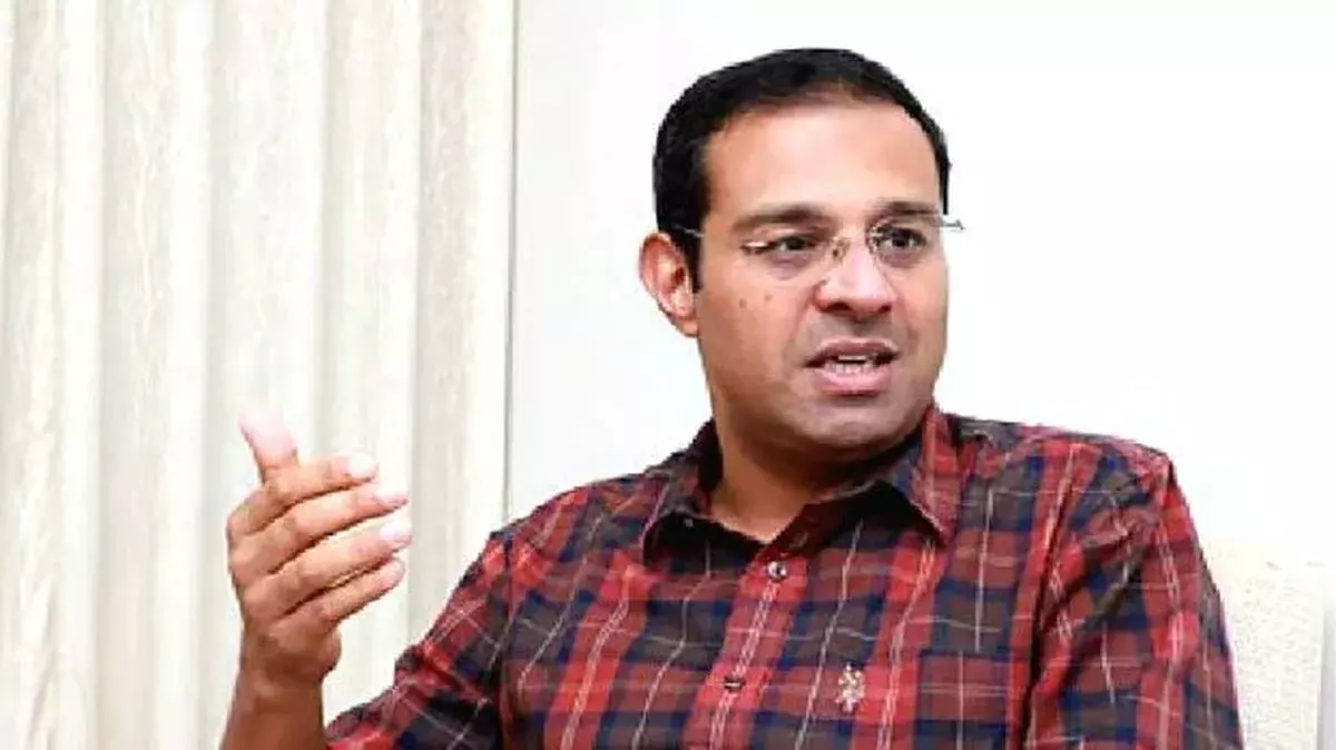 Kerala: कॉलेज छात्राओं के लिए 1000 रुपये मासिक सहायता की योजना शुरू Kerala: कॉलेज छात्राओं के लिए 1000 रुपये मासिक सहायता की योजना शुरू