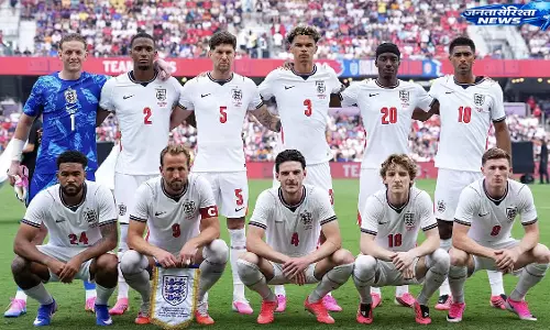 FIFA विश्व कप से पहले इंग्लैंड टीम को झटका, ट्रेनिंग उपकरण चोरी होने की रिपोर्ट FIFA विश्व कप से पहले इंग्लैंड टीम को झटका, ट्रेनिंग उपकरण चोरी होने की रिपोर्ट