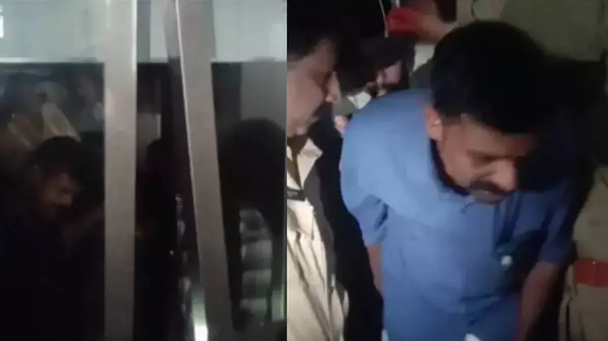 Kerala: कुन्नमंगलम मिनी सिविल स्टेशन में लिफ्ट फंसने से 6 अधिकारी रेस्क्यू Kerala: कुन्नमंगलम मिनी सिविल स्टेशन में लिफ्ट फंसने से 6 अधिकारी रेस्क्यू