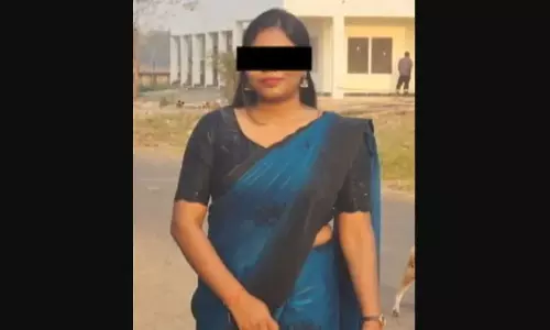 Medical छात्रा चंद्रिका हेम्ब्रम मौत मामला: बॉयफ्रेंड गिरफ्तार, पुलिस को मिले अहम सबूत Medical छात्रा चंद्रिका हेम्ब्रम मौत मामला: बॉयफ्रेंड गिरफ्तार, पुलिस को मिले अहम सबूत