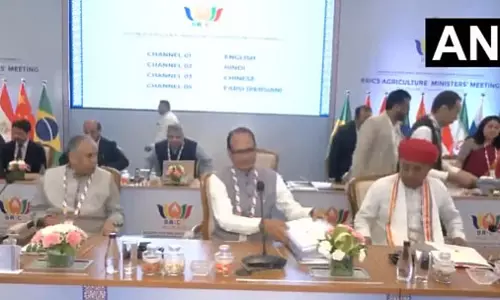 इंदौर में BRICS कृषि सम्मेलन का समापन, केंद्रीय मंत्री शिवराज सिंह चौहान ने किया पौधारोपण