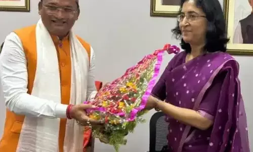 Kolkata: नवान्न भवन में प्रशासनिक फेरबदल, कुर्सी और कमरे बदले गए Kolkata: नवान्न भवन में प्रशासनिक फेरबदल, कुर्सी और कमरे बदले गए
