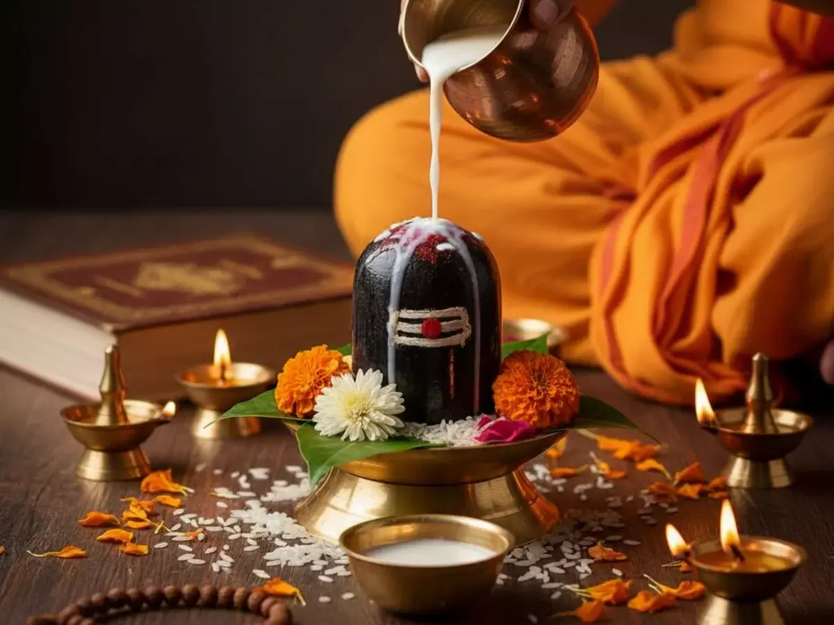 भगवान शिव को प्रसन्न करने का पावन अवसर, जानें सही पूजा समय भगवान शिव को प्रसन्न करने का पावन अवसर, जानें सही पूजा समय