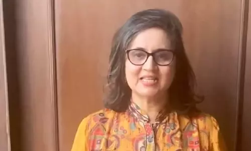 Kolkata: सागरिका घोष ने अभिषेक बनर्जी के घर छापेमारी को बताया राजनीतिक बदले की कार्रवाई