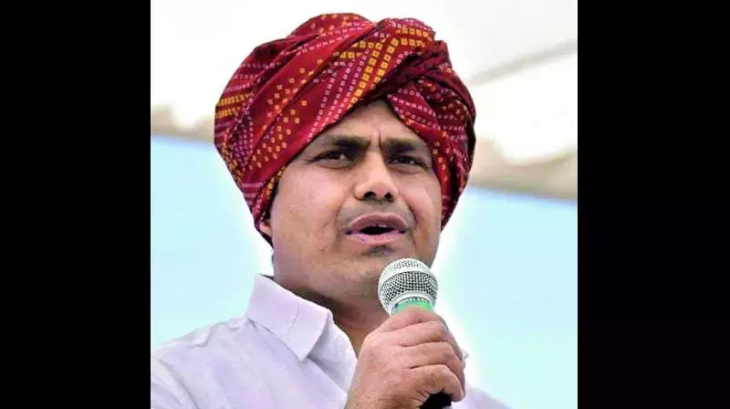 Telangana: कांग्रेस ने आदिलाबाद सीसीआई इकाई की बिक्री का विरोध किया Telangana: कांग्रेस ने आदिलाबाद सीसीआई इकाई की बिक्री का विरोध किया