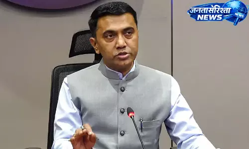 गोवा CM के काफिले में घुसी SUV, सुरक्षा उल्लंघन मामले में पुलिस कॉन्स्टेबल समेत 5 गिरफ्तार गोवा CM के काफिले में घुसी SUV, सुरक्षा उल्लंघन मामले में पुलिस कॉन्स्टेबल समेत 5 गिरफ्तार