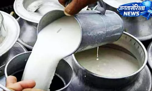 हिमफेड ने दूध खरीद पर लगाई लिमिट हिमफेड ने दूध खरीद पर लगाई लिमिट