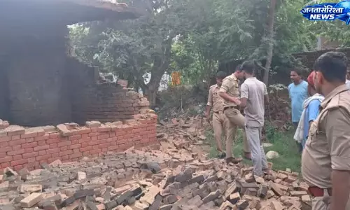 Faridpur कोड़रा में घर में आग लगने से हादसा, सिलेंडर फटने से तीन लोग झुलसे