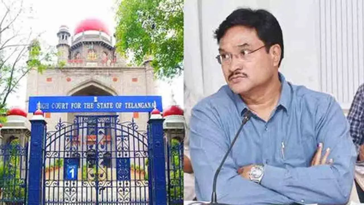High Court ने हाइड्रा कमिश्नर पर ₹50,000 का जुर्माना लगाया High Court ने हाइड्रा कमिश्नर पर ₹50,000 का जुर्माना लगाया