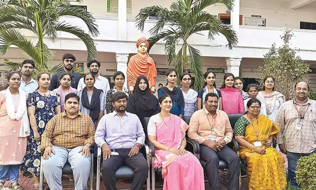 Andhra: बालाजी फ़ार्मेसी कॉलेज में कैंपस रिक्रूटमेंट ड्राइव Andhra: बालाजी फ़ार्मेसी कॉलेज में कैंपस रिक्रूटमेंट ड्राइव