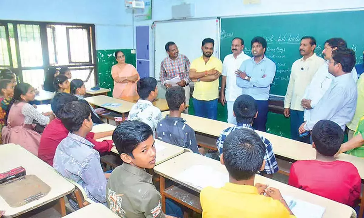 विशाखा विमला विद्यालय खोया हुआ गौरव पुनः प्राप्त करेगा विशाखा विमला विद्यालय खोया हुआ गौरव पुनः प्राप्त करेगा