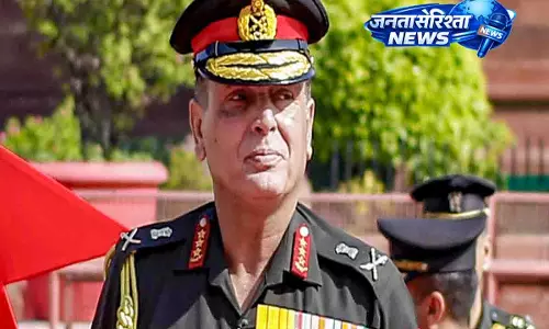 लेफ्टिनेंट जनरल धीरज सेठ होंगे भारत के अगले सेना प्रमुख लेफ्टिनेंट जनरल धीरज सेठ होंगे भारत के अगले सेना प्रमुख