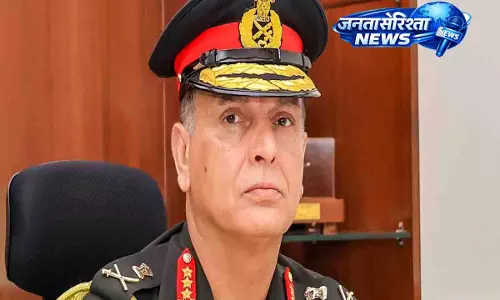 लेफ्टिनेंट जनरल धीरज सेठ नए सेना प्रमुख नियुक्त, 30 जून को संभालेंगे कार्यभार लेफ्टिनेंट जनरल धीरज सेठ नए सेना प्रमुख नियुक्त, 30 जून को संभालेंगे कार्यभार