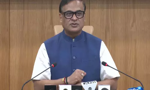 असम के CM ने जोरहाट में AN-32 प्लेन क्रैश में IAF के 5 जवानों की मौत पर शोक जताया असम के CM ने जोरहाट में AN-32 प्लेन क्रैश में IAF के 5 जवानों की मौत पर शोक जताया