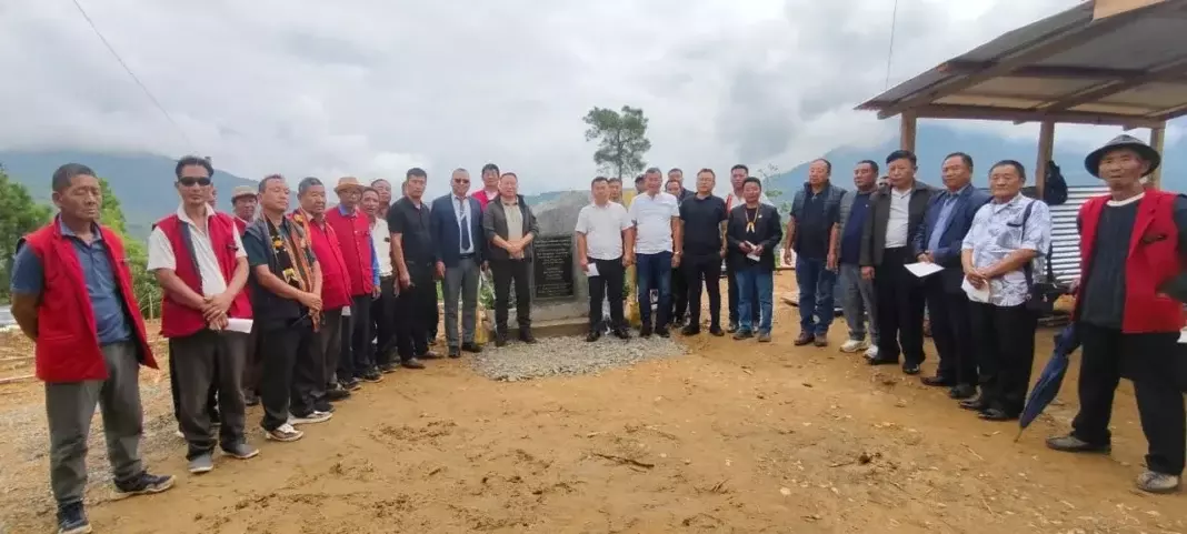 Nagaland: अज़ो ने फेक गांव के सामुदायिक कब्रिस्तान का उद्घाटन किया