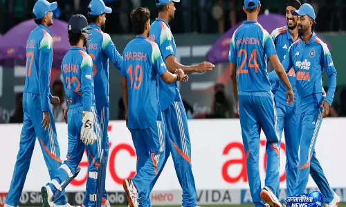 IND vs AFG 1st ODI: बारिश से प्रभावित मैच में भारत ने अफगानिस्तान को 195 रन पर रोका, डेब्यूटेंट्स का धमाल IND vs AFG 1st ODI: बारिश से प्रभावित मैच में भारत ने अफगानिस्तान को 195 रन पर रोका, डेब्यूटेंट्स का धमाल
