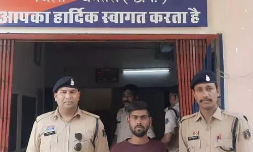 CG: डायल-112 की टीम पर जानलेवा हमला, मास्टरमाइंड गिरफ्तार CG: डायल-112 की टीम पर जानलेवा हमला, मास्टरमाइंड गिरफ्तार