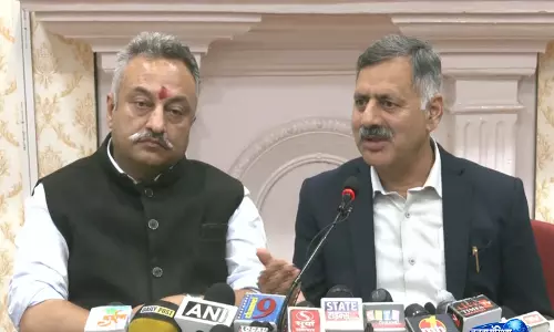 हिमाचल मंत्रियों का JP Nadda पर पलटवार, केंद्र पर राज्य की वित्तीय चिंताओं की अनदेखी का आरोप हिमाचल मंत्रियों का JP Nadda पर पलटवार, केंद्र पर राज्य की वित्तीय चिंताओं की अनदेखी का आरोप