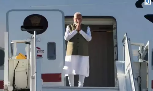 प्रधानमंत्री नरेंद्र मोदी फ्रांस पहुंचे... प्रधानमंत्री नरेंद्र मोदी फ्रांस पहुंचे...