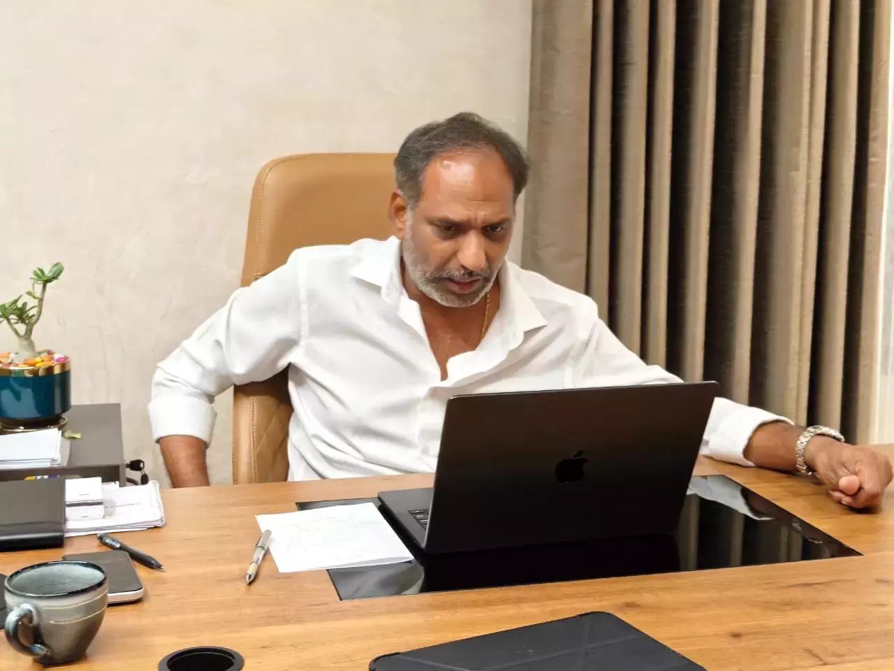 ऊर्जा मंत्री का कहना है कि NDA सरकार के कार्यकाल में बिजली की दरों में कोई बढ़ोतरी नहीं होगी ऊर्जा मंत्री का कहना है कि NDA सरकार के कार्यकाल में बिजली की दरों में कोई बढ़ोतरी नहीं होगी