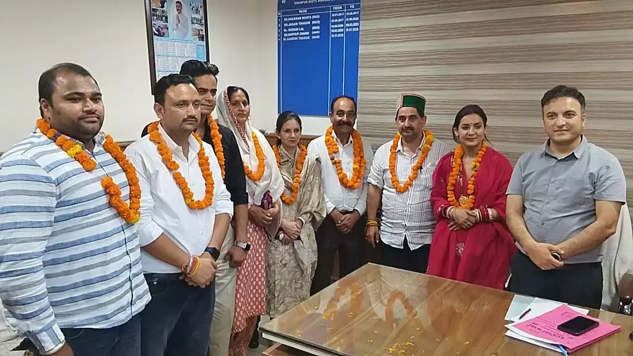 Dharamshala: नगर पंचायत शाहपुर में बबिता को अध्यक्ष पद की जिम्मेदारी Dharamshala: नगर पंचायत शाहपुर में बबिता को अध्यक्ष पद की जिम्मेदारी