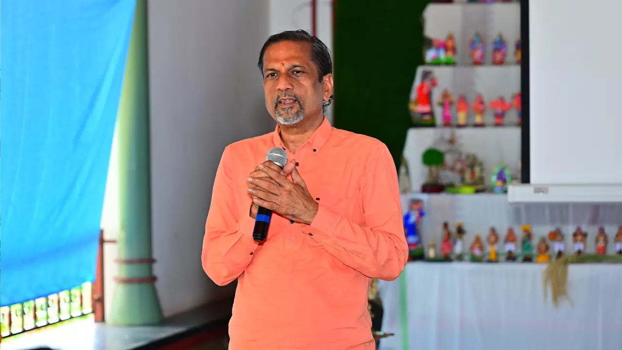 टेक्नोलॉजी को सबसे बड़ा हथियार बताया: श्रीधर वेम्बू टेक्नोलॉजी को सबसे बड़ा हथियार बताया: श्रीधर वेम्बू