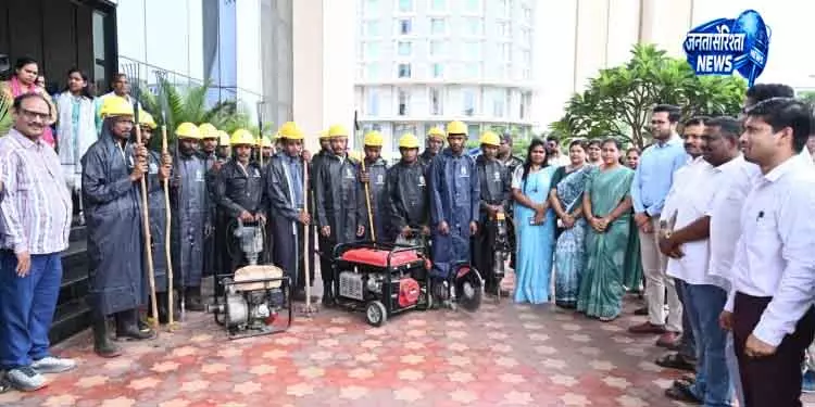 Bhubaneswar शहरी इलाकों में जलभराव: BMC ने RATs तैनात किए Bhubaneswar शहरी इलाकों में जलभराव: BMC ने RATs तैनात किए