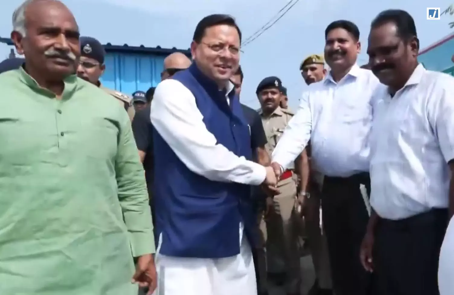 इंटरनेशनल कयाकिंग-कैनोइंग चैंपियनशिप की तैयारियों का सीएम धामी ने लिया जायजा इंटरनेशनल कयाकिंग-कैनोइंग चैंपियनशिप की तैयारियों का सीएम धामी ने लिया जायजा