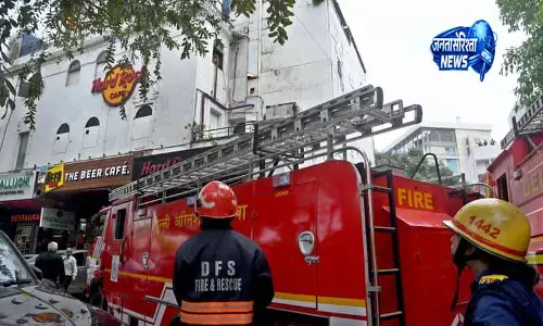 Delhi DFS ने नई इमारतों में स्प्रिंकलर लगाने की वकालत की Delhi DFS ने नई इमारतों में स्प्रिंकलर लगाने की वकालत की
