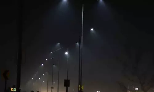Delhi राजधानी की सड़कों को रोशन करेंगी स्मार्ट LED Delhi राजधानी की सड़कों को रोशन करेंगी स्मार्ट LED