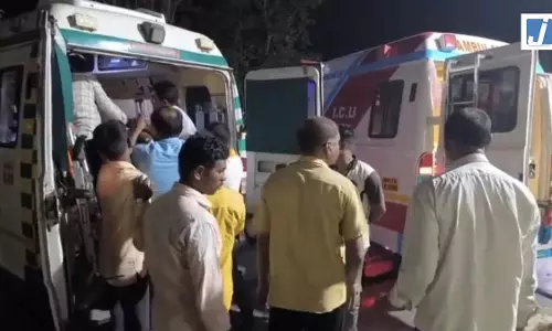 एक ही परिवार के चार लोगों की संदिग्ध परिस्थितियों में मौत, दिखा ऐसा खौफनाक मंजर एक ही परिवार के चार लोगों की संदिग्ध परिस्थितियों में मौत, दिखा ऐसा खौफनाक मंजर