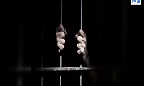 सेंट्रल जेल का वीडियो वायरल, सुरक्षा व्यवस्था पर उठे गंभीर सवाल सेंट्रल जेल का वीडियो वायरल, सुरक्षा व्यवस्था पर उठे गंभीर सवाल