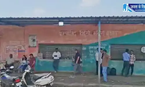 रायपुर के शराब दुकान में 7 लाख की चोरी, लॉकर पार रायपुर के शराब दुकान में 7 लाख की चोरी, लॉकर पार