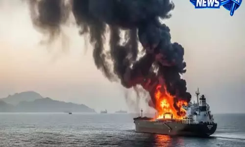 ओमान तट के पास डूबते कार्गो जहाज का बचाव, US Navy की मदद से 14 भारतीय नाविक सुरक्षित