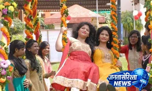 Odisha में राजा त्योहार के साथ नारीत्व और धरती माता का सम्मान: पहिली राजा से उत्सव की शुरुआत Odisha में राजा त्योहार के साथ नारीत्व और धरती माता का सम्मान: पहिली राजा से उत्सव की शुरुआत
