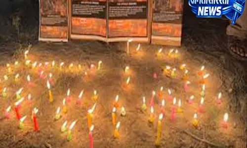 Manipur में नागा नागरिकों की मौत पर कैंडललाइट मार्च, शहर में लोगों ने दी श्रद्धांजलि Manipur में नागा नागरिकों की मौत पर कैंडललाइट मार्च, शहर में लोगों ने दी श्रद्धांजलि